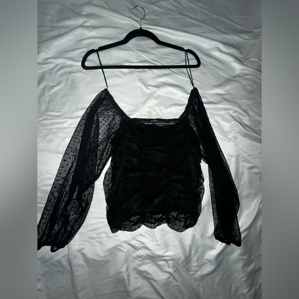 Polkadot crop top with see through long sleeves and back